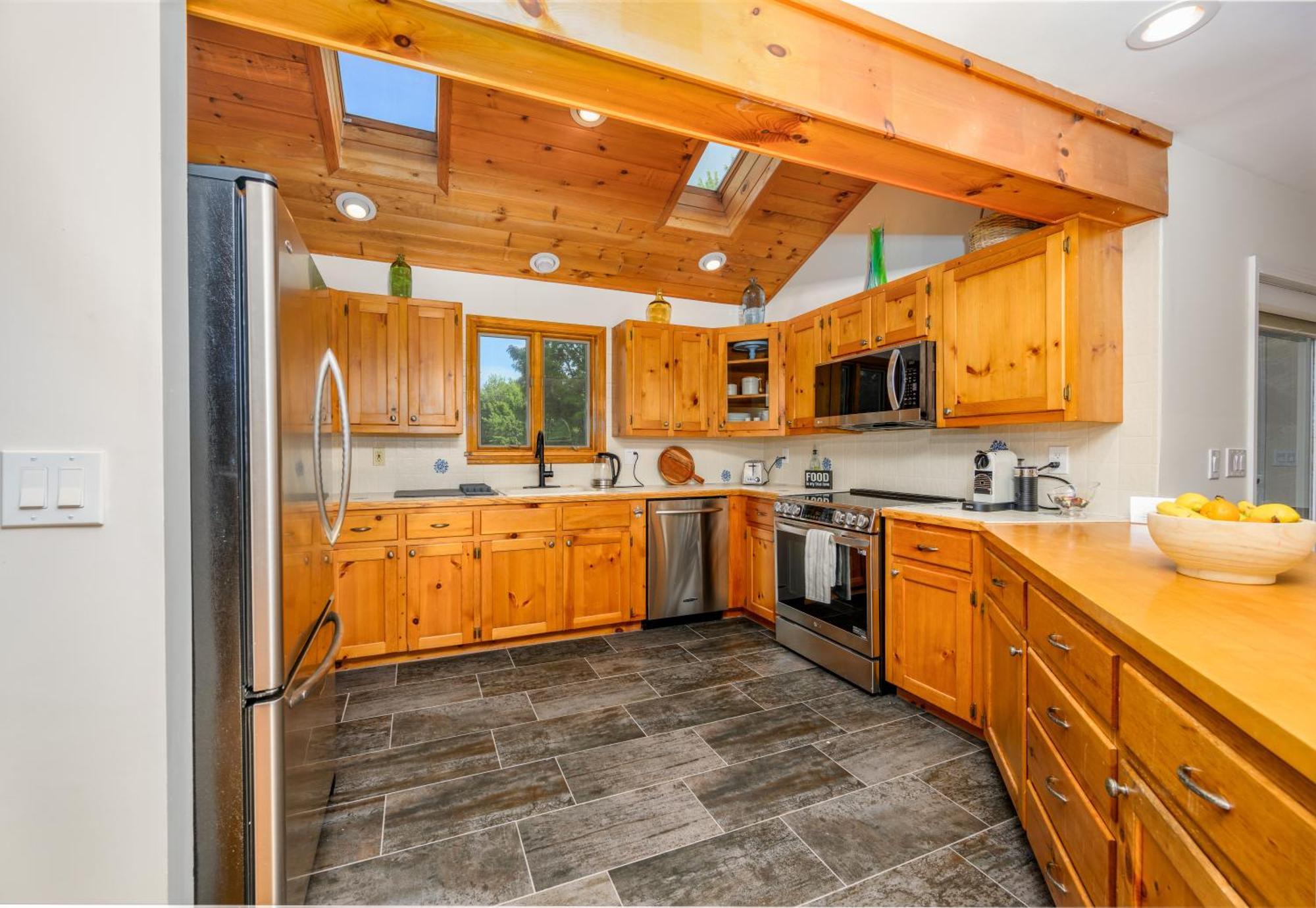 Mountain Blue Vista - Luxury Retreat Near Ski Resorts With Pond, Firepit And Hot Tub Уиндъм Екстериор снимка